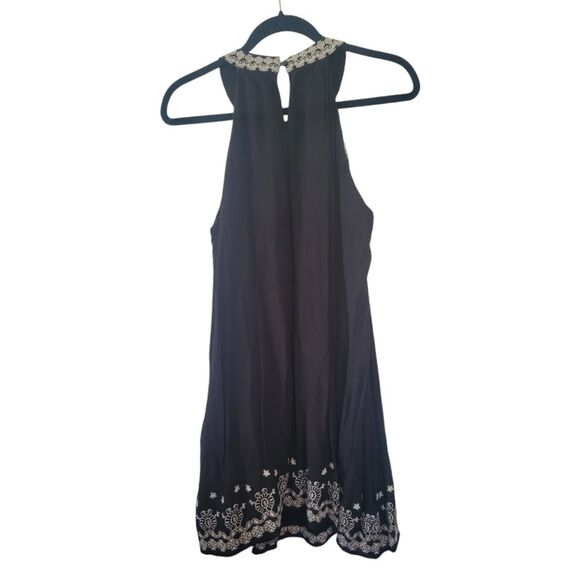 THML Black & White Embroidered Boho Mini Dress Size Large - Picture 2 of 6